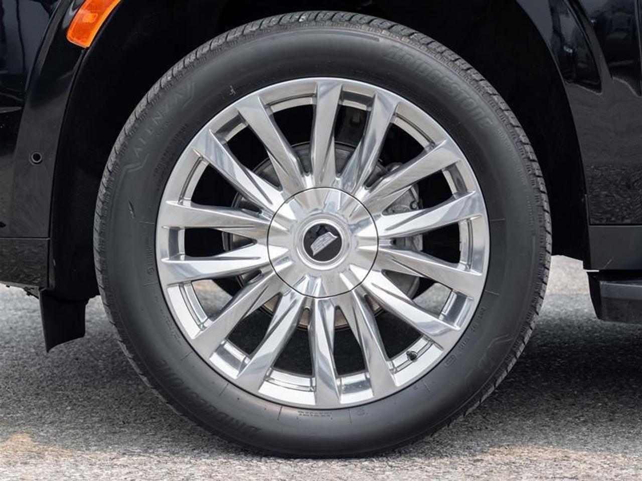 2023 Cadillac Escalade ESV Premium Luxury 4X4 Photo