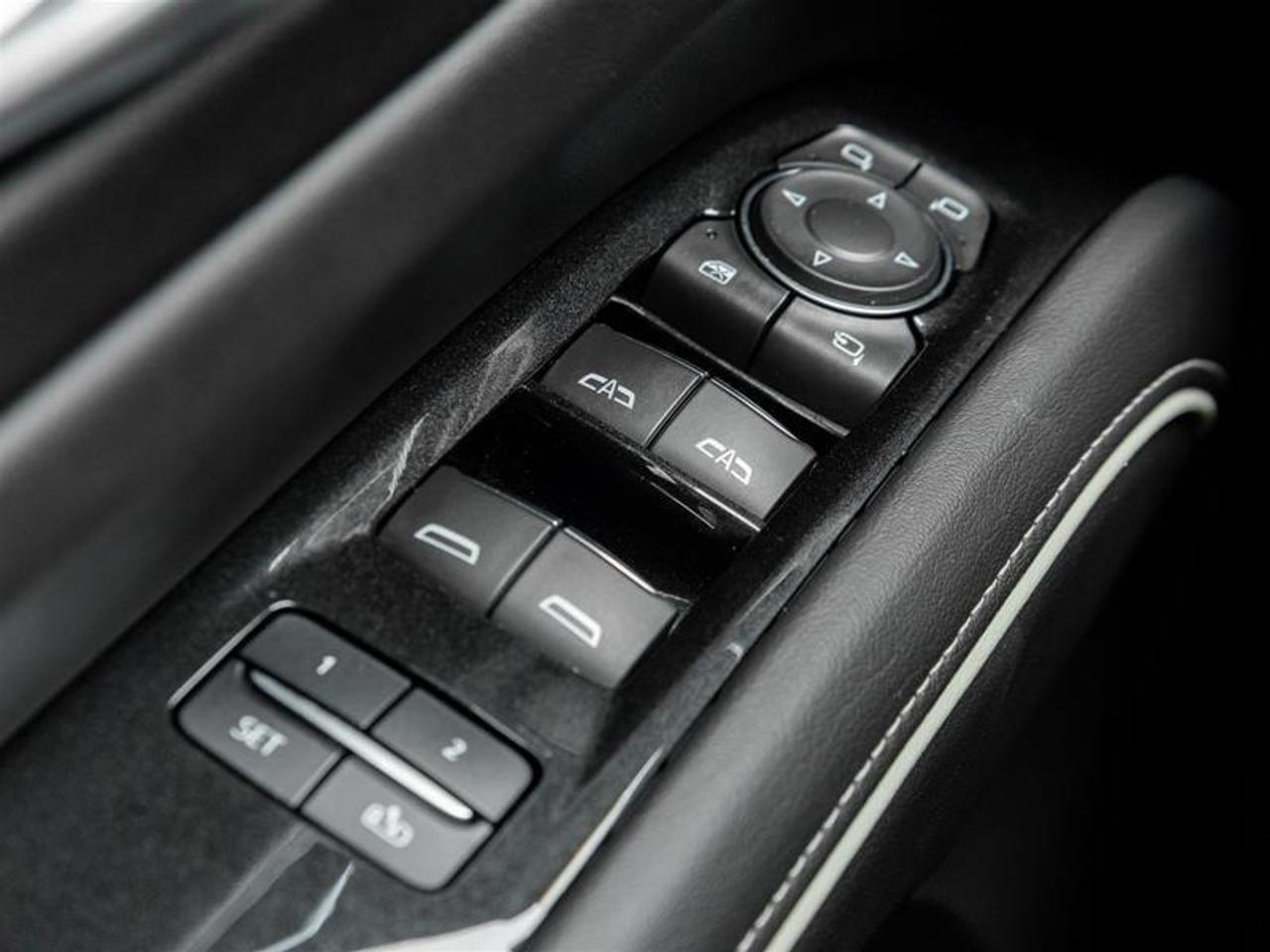 2023 Cadillac Escalade ESV Premium Luxury 4X4 Photo