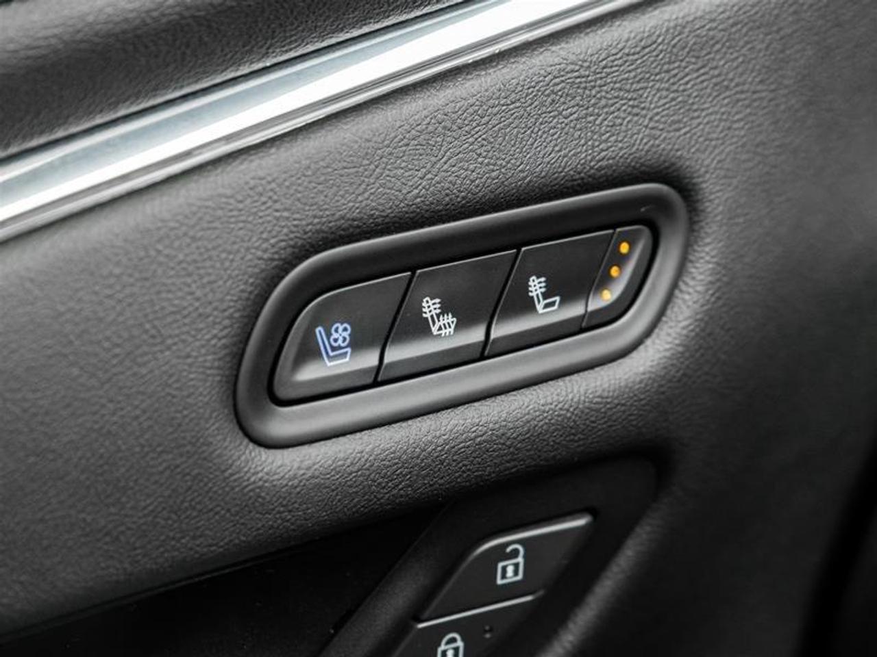 2023 Cadillac Escalade ESV Premium Luxury 4X4 Photo