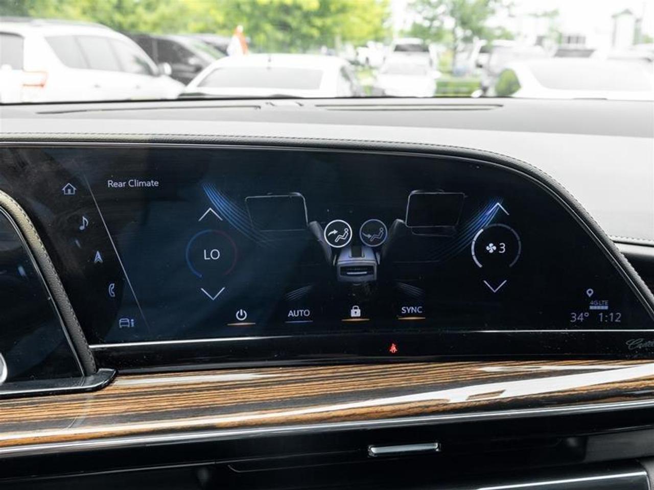 2023 Cadillac Escalade ESV Premium Luxury 4X4 Photo