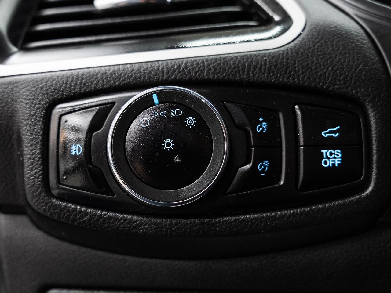 2024 Ford Edge ST-LINE AWD | Pano Roof | Leather | BSM | CarPlay