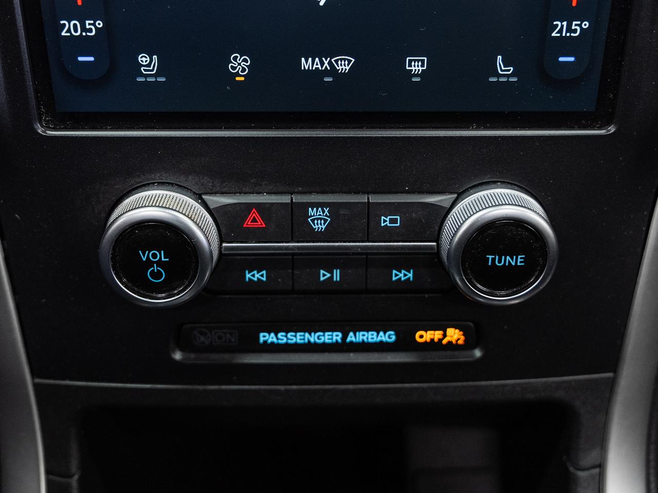 2024 Ford Edge ST-LINE AWD | Pano Roof | Leather | BSM | CarPlay