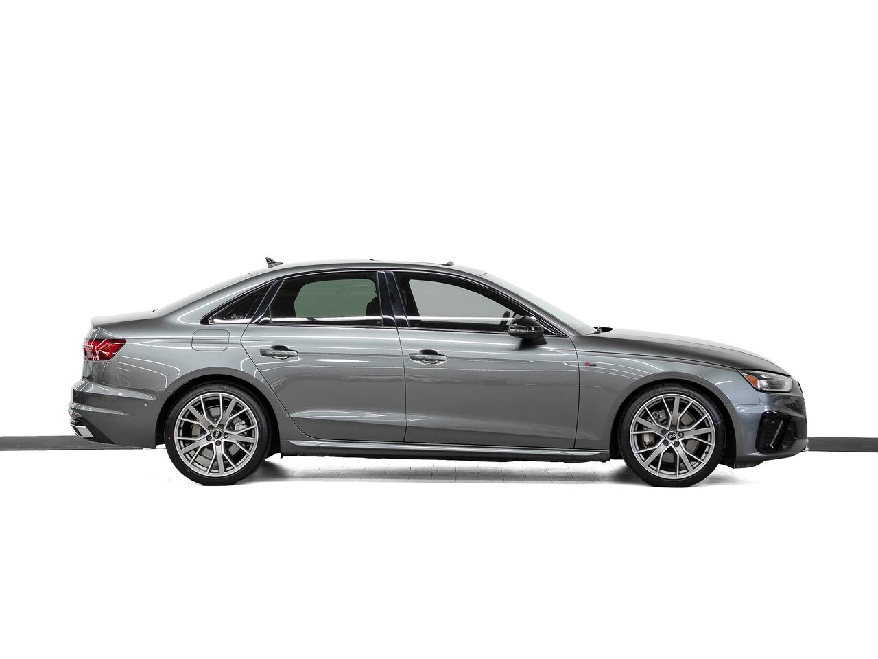 2021 Audi A4 TECHNIK AWD | S-Line | BlackOptics | BSM | CarPlay Photo3