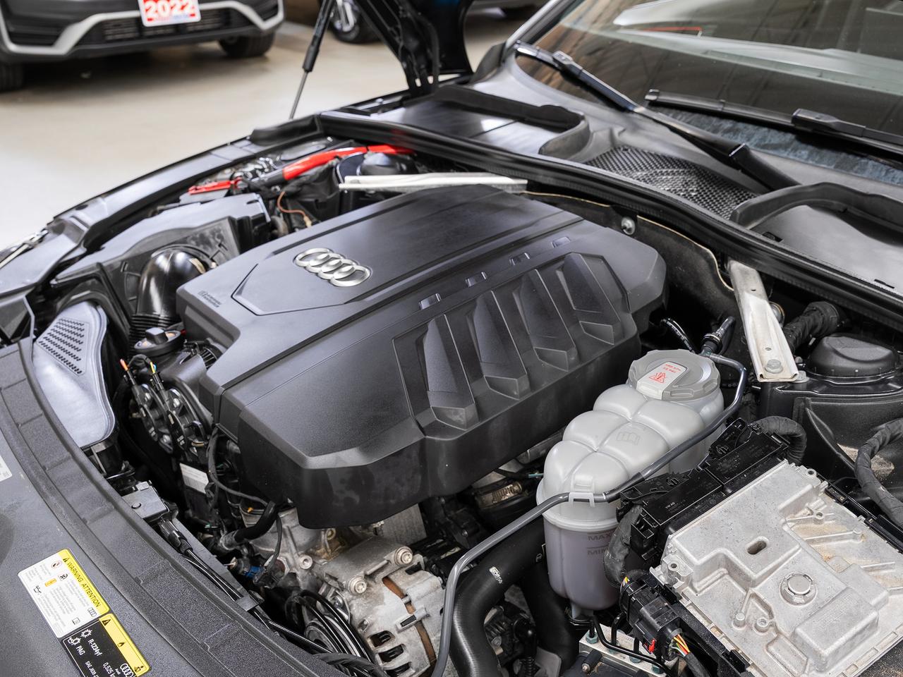 2021 Audi A4 TECHNIK AWD | S-Line | BlackOptics | BSM | CarPlay