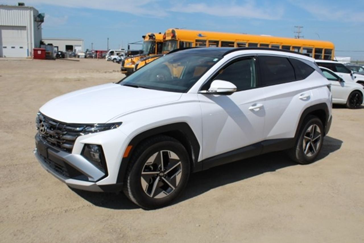 2025 Hyundai Tucson Preferred AWD w/Trend Pkg, Htd L, pano S/R, BUC - Photo #1