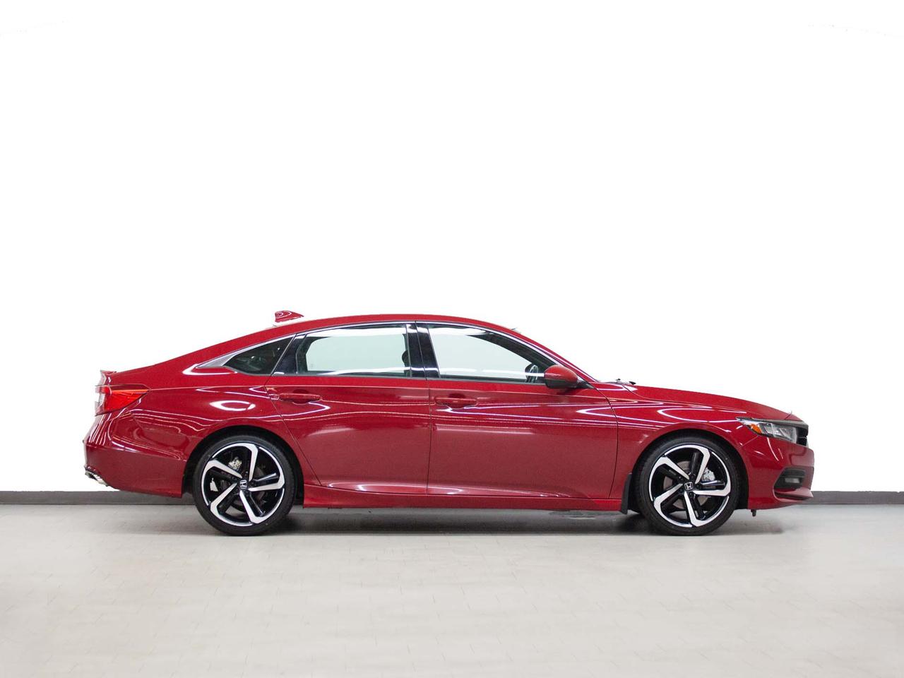 2018 Honda Accord TOURING | Nav | Leather | Sunroof | BSM | CarPlay