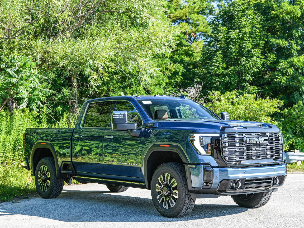 2026 GMC SIERRA 2500HD Denali Ultimate Photo
