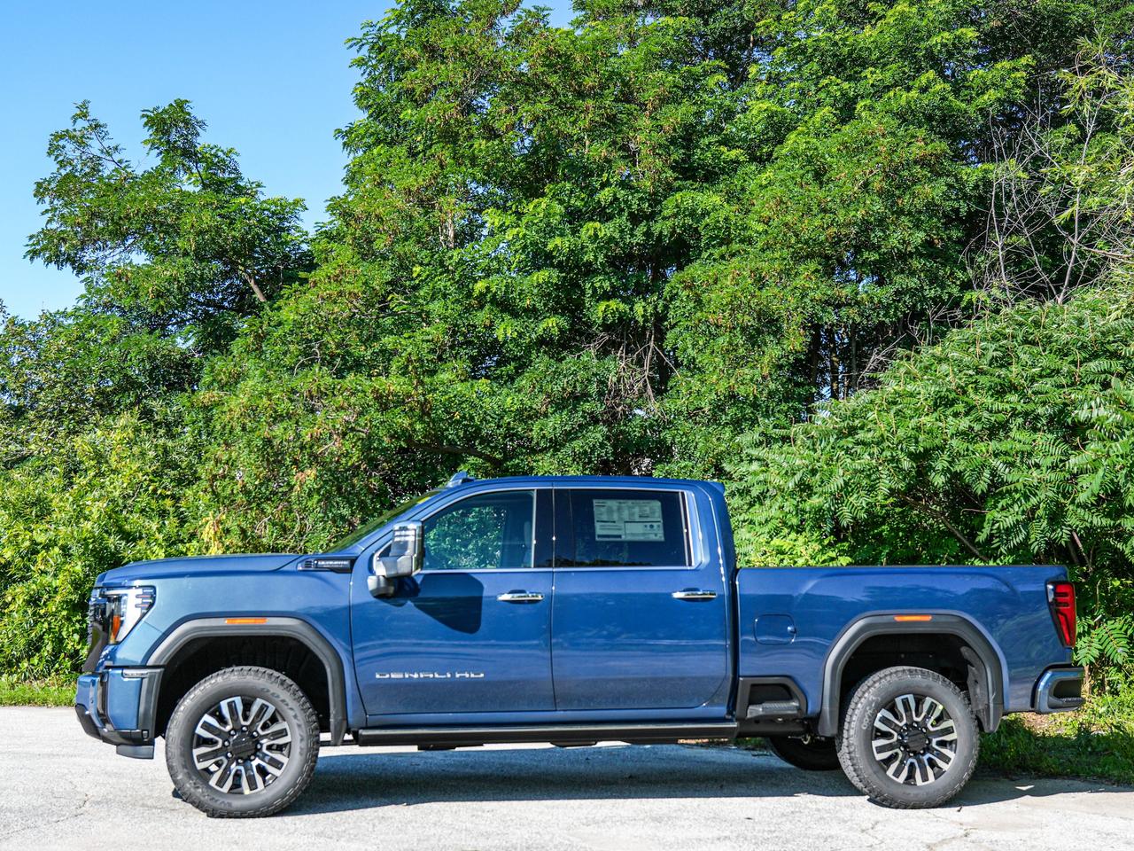 2026 GMC SIERRA 2500HD Denali Ultimate Photo