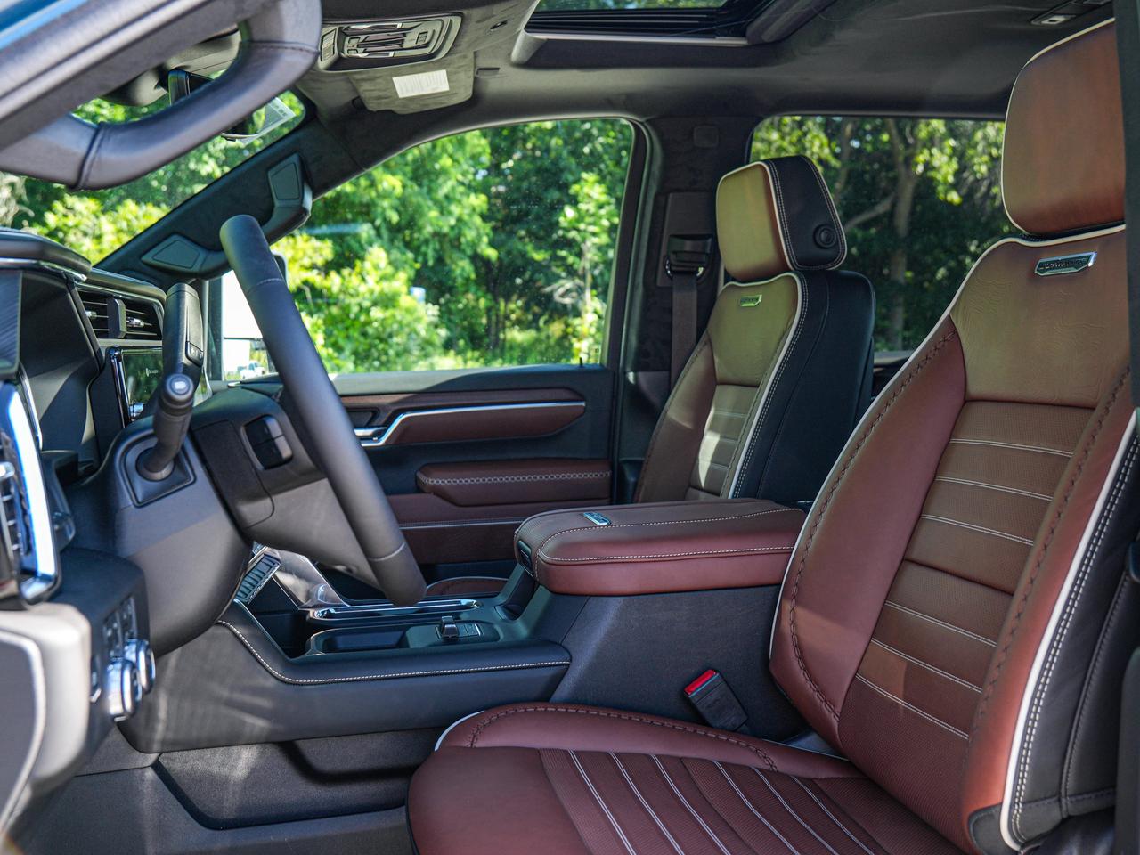 2026 GMC SIERRA 2500HD Denali Ultimate Photo