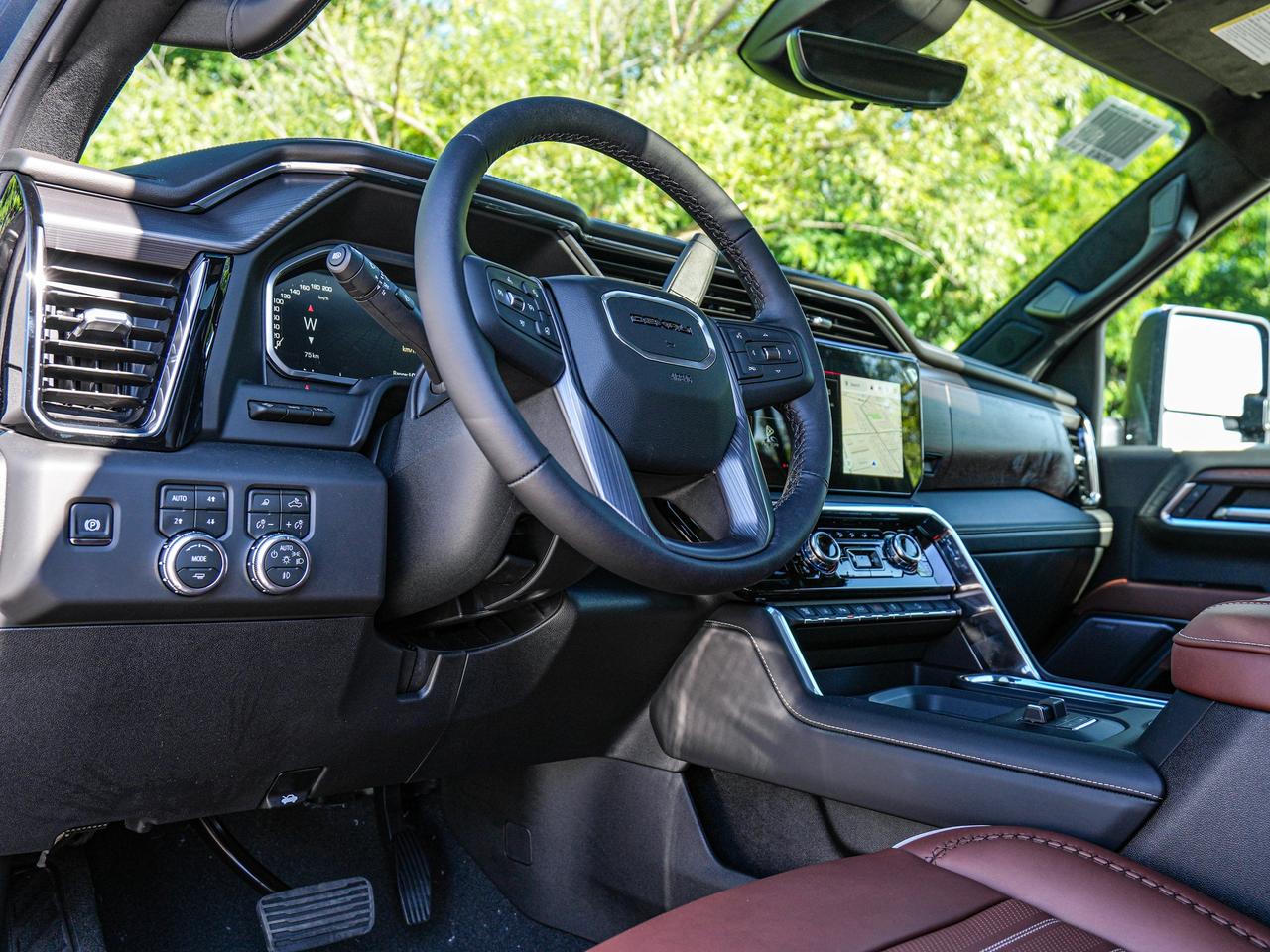 2026 GMC SIERRA 2500HD Denali Ultimate Photo