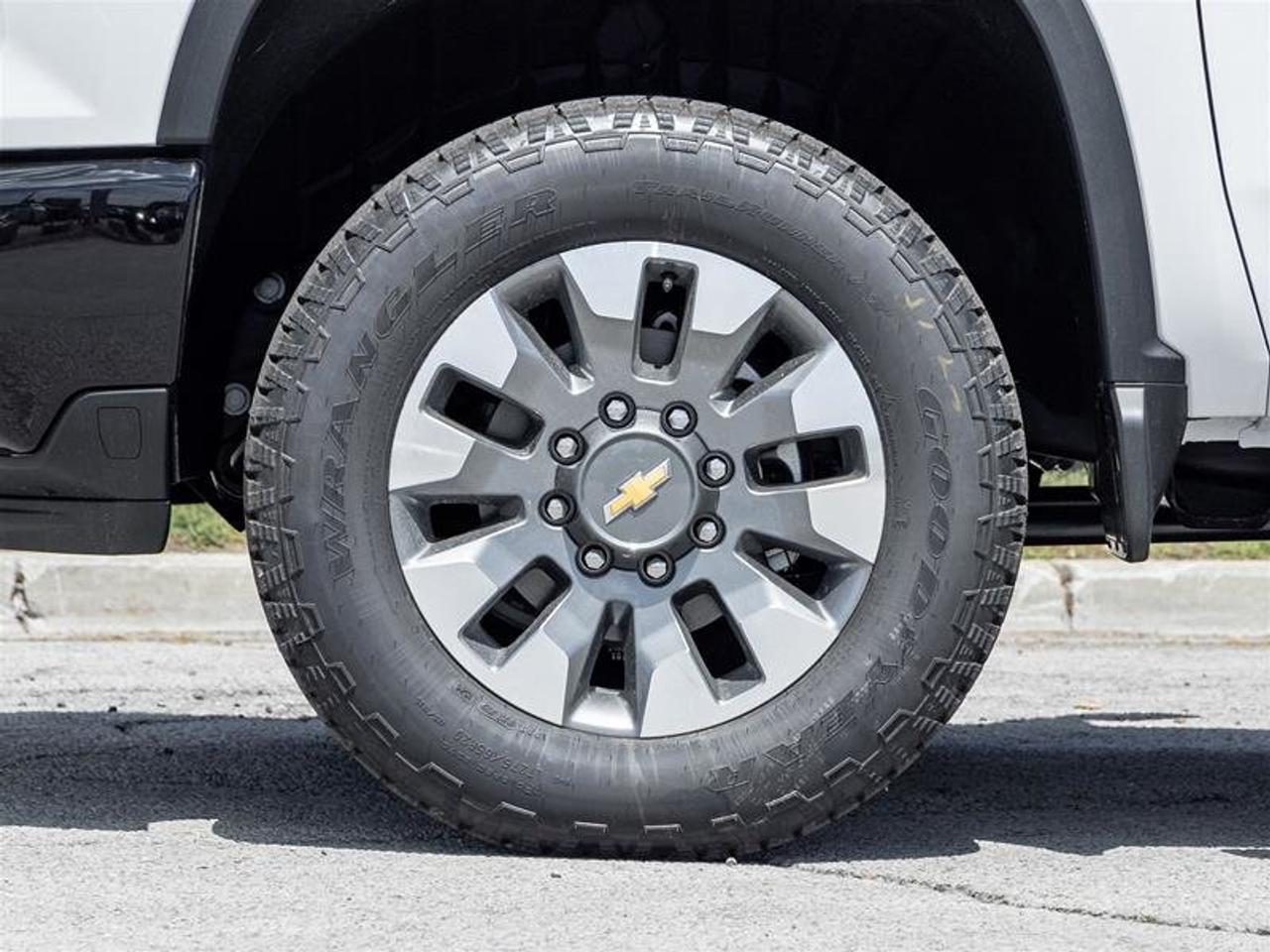2026 Chevrolet Silverado 2500 HD CUSTOM Photo