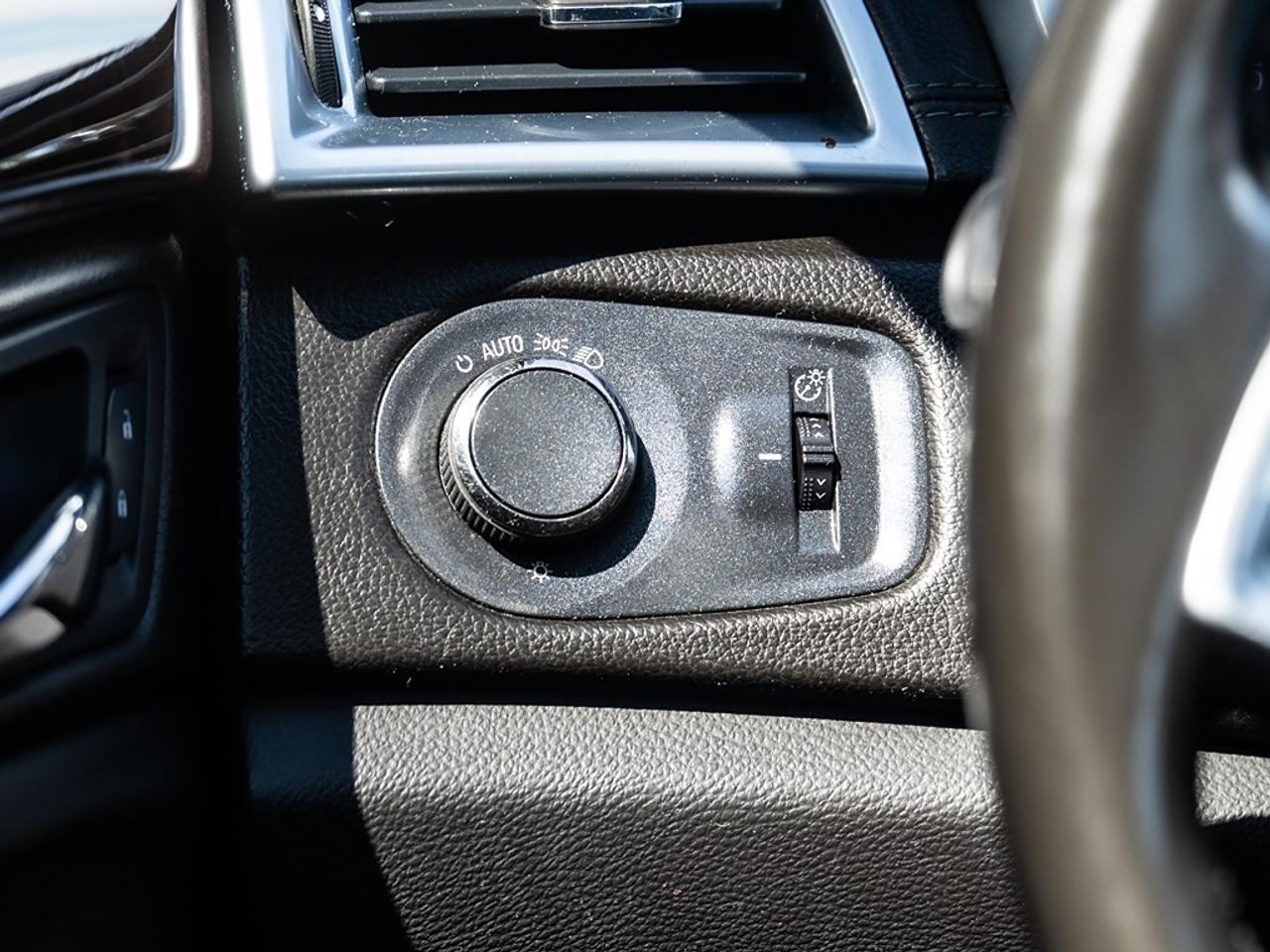 2016 Cadillac SRX AWD 4DR LUXURY Photo34