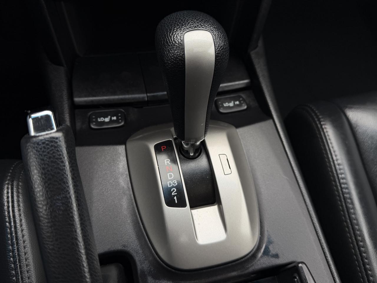 2008 Honda Accord FINANCING AVAILABLE Photo12