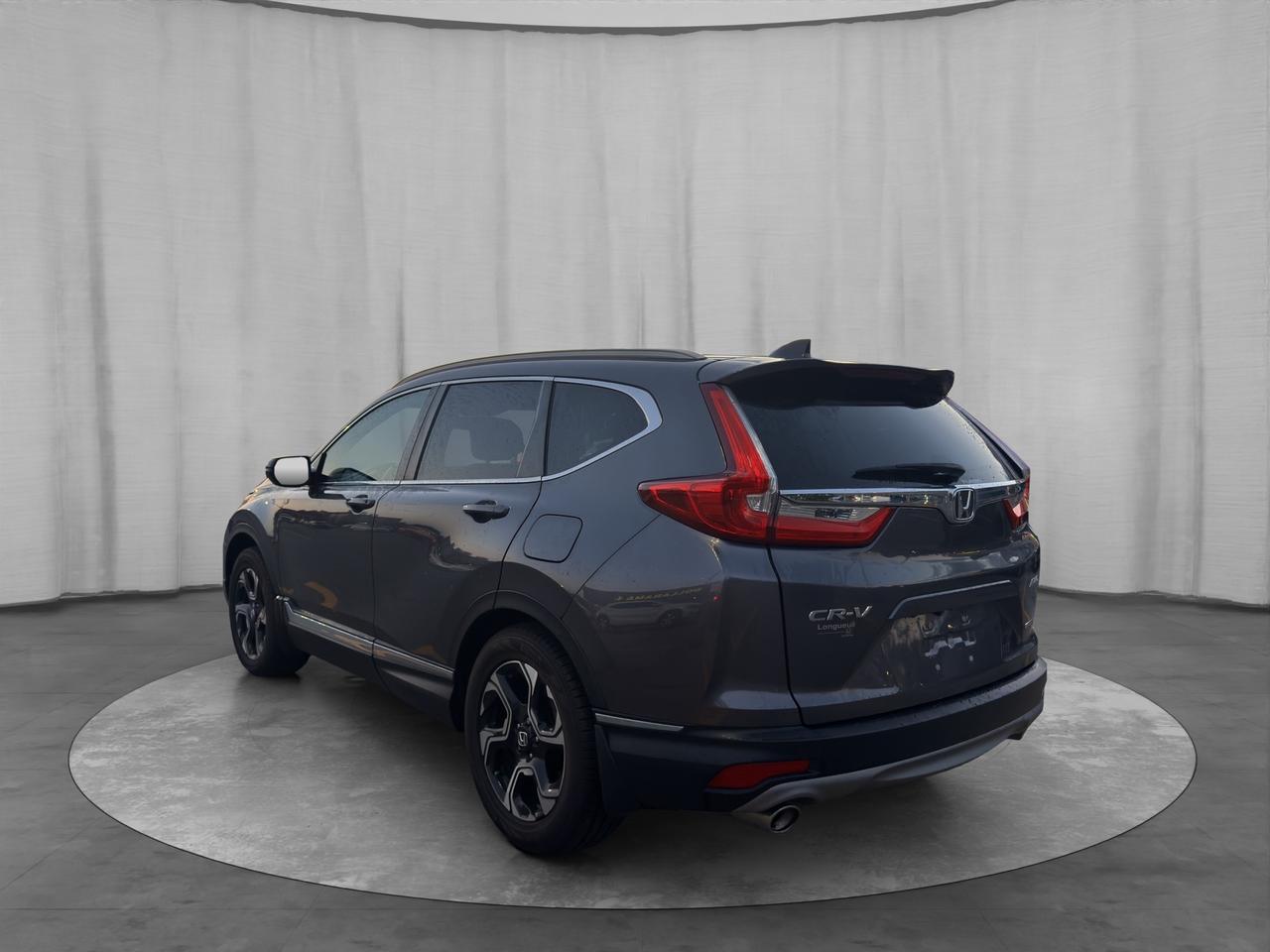 2019 Honda CR-V Touring AWD Photo