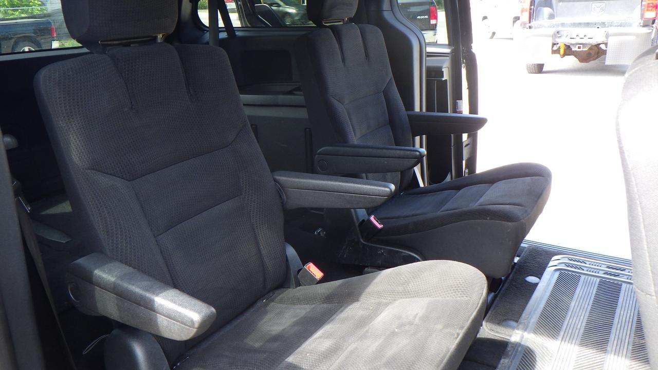 2018 Dodge Grand Caravan SXT Photo