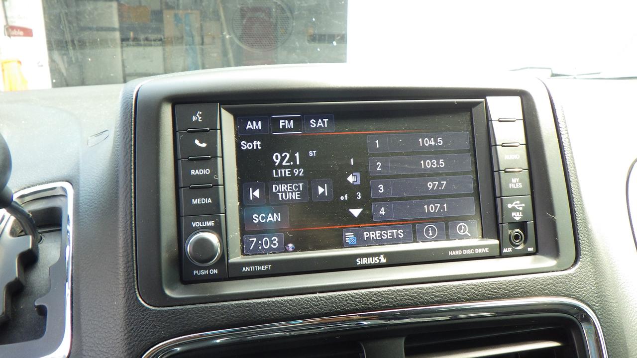 2018 Dodge Grand Caravan SXT Photo