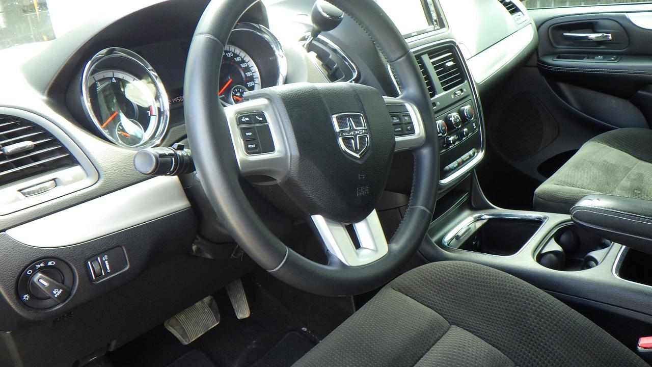2018 Dodge Grand Caravan SXT Photo