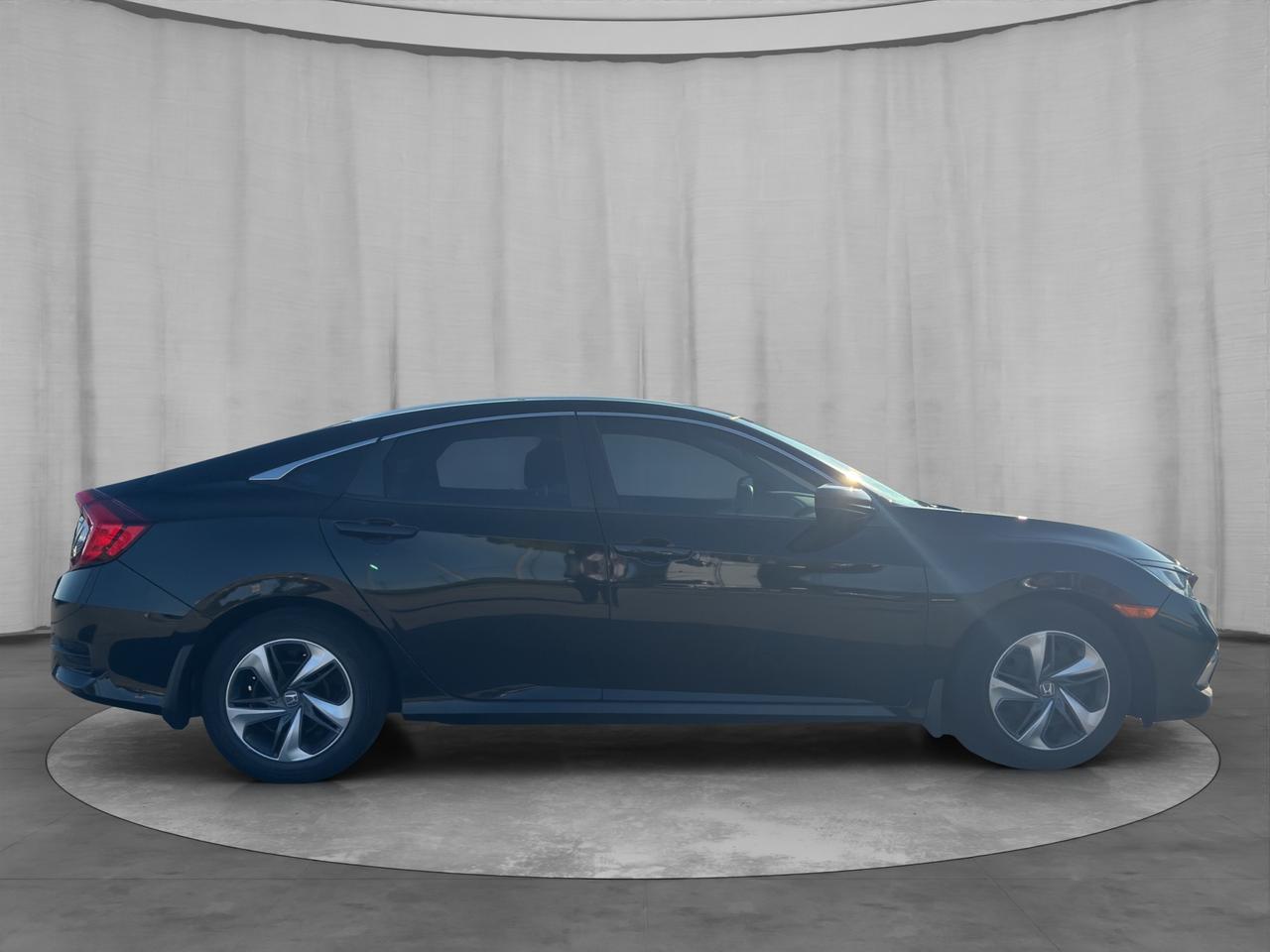2019 Honda Civic LX CVT Photo