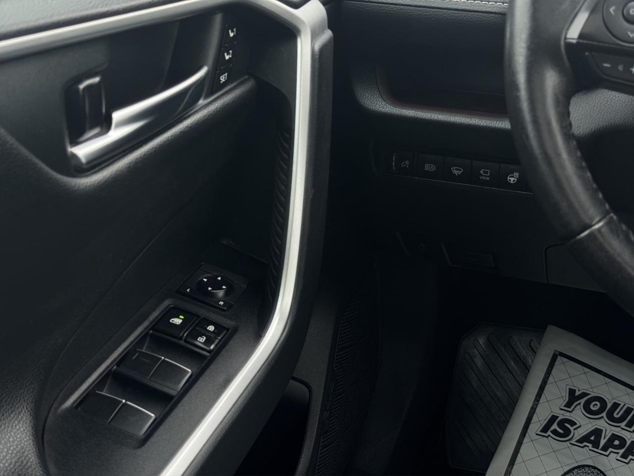 2020 Toyota RAV4 Hybrid Limited AWD Photo