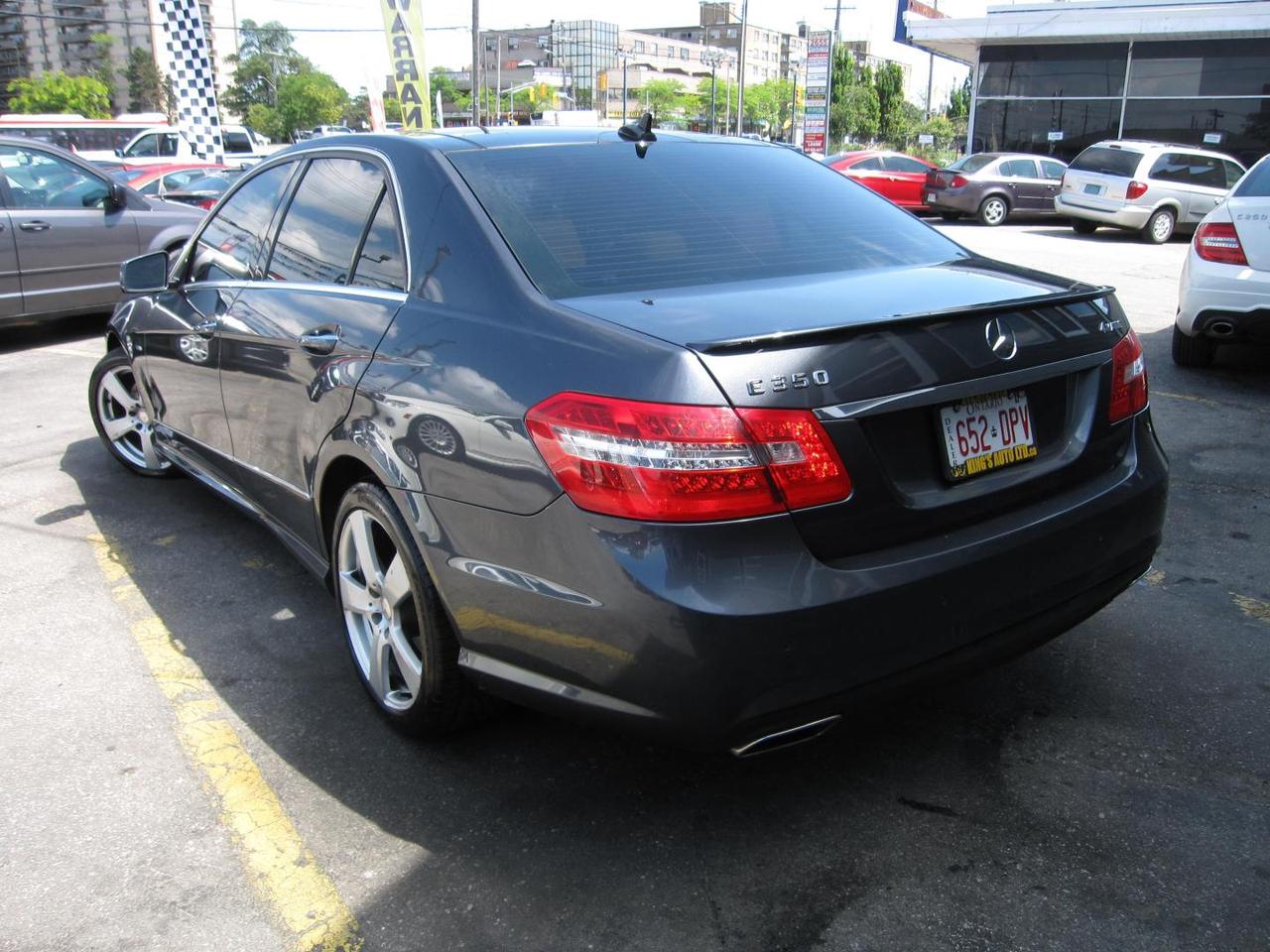 2012 Mercedes-Benz E-Class E350 4MATIC Photo2