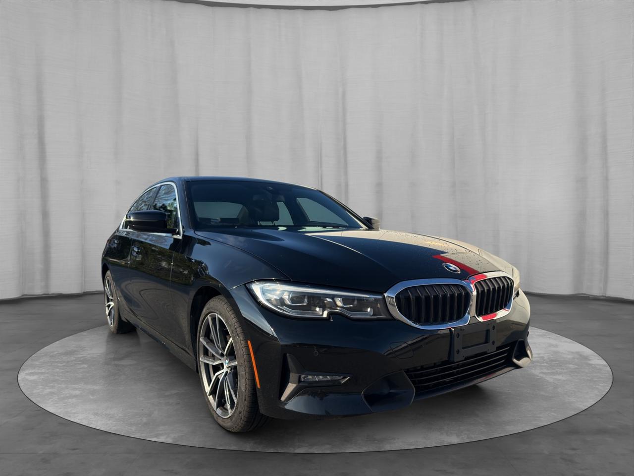 2020 BMW 3 Series 330i xDrive Sedan North America Photo2
