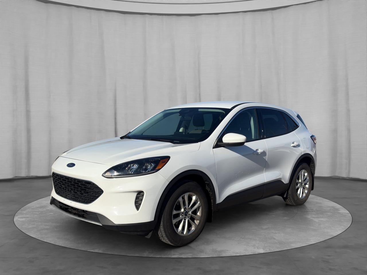 2021 Ford Escape SE AWD Photo