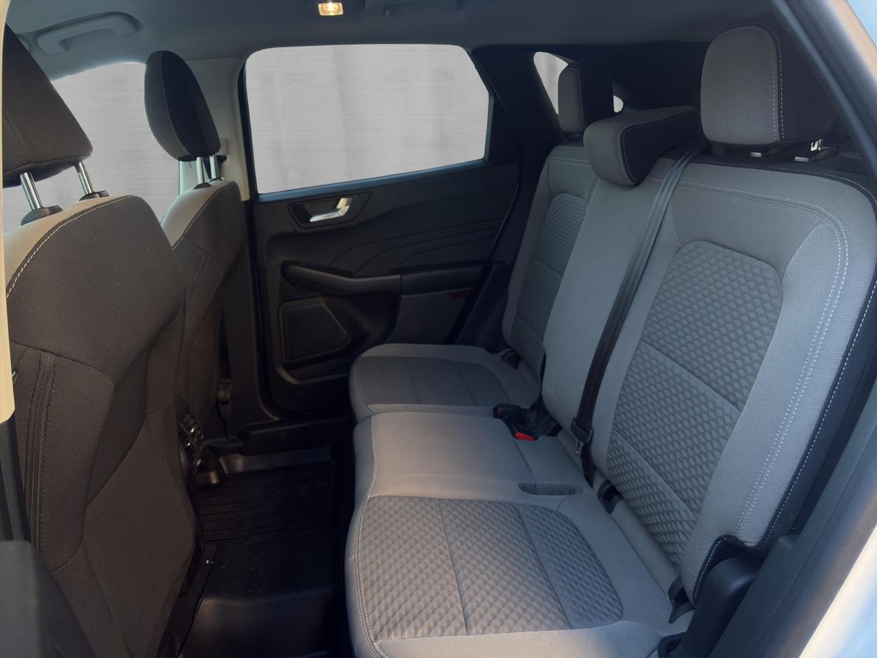 2021 Ford Escape SE AWD Photo