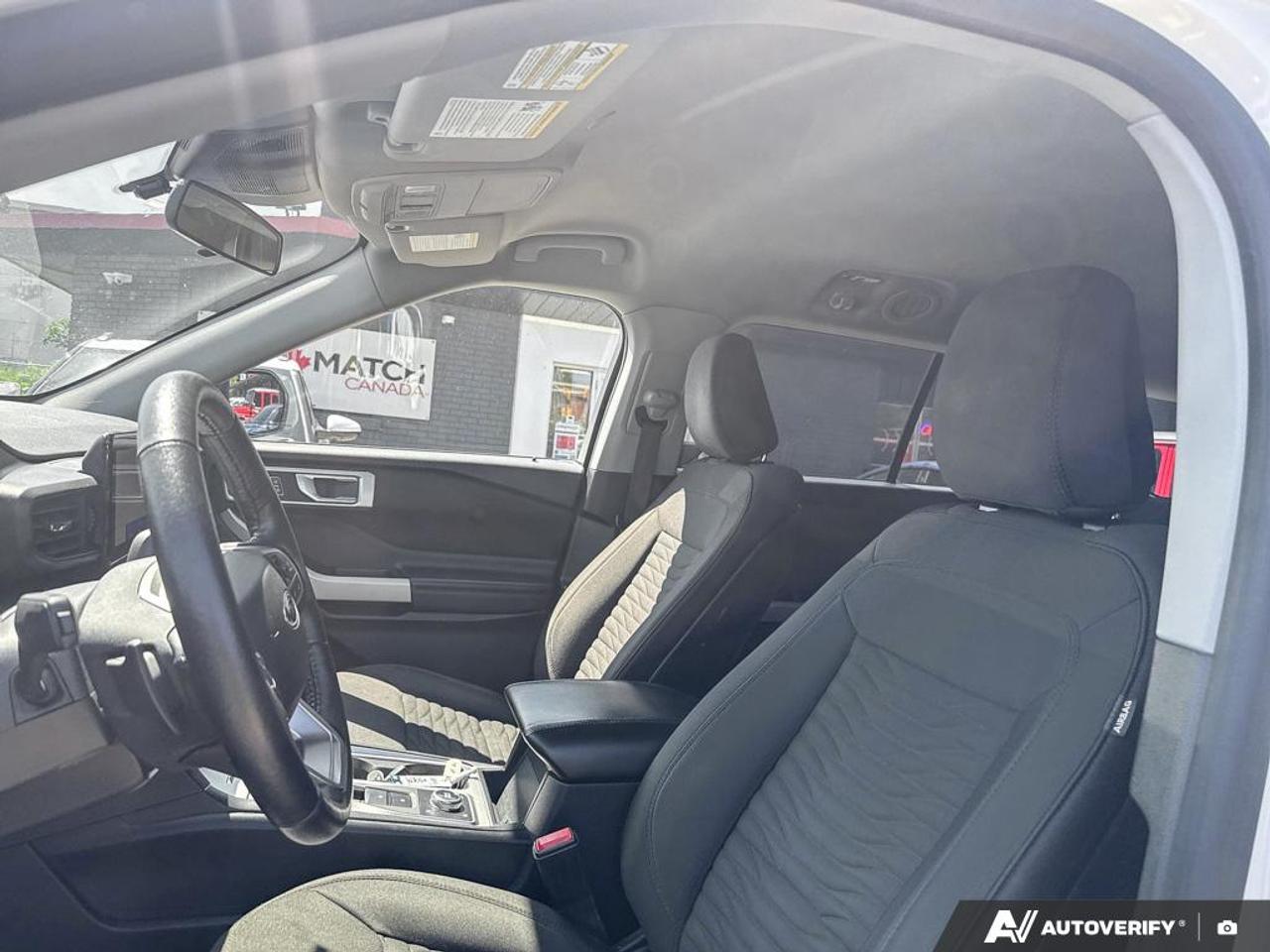 2020 Ford Explorer XLT / 7 PASS / BLINDSPOT / HTD SEATS /PWR TAILGATE Photo
