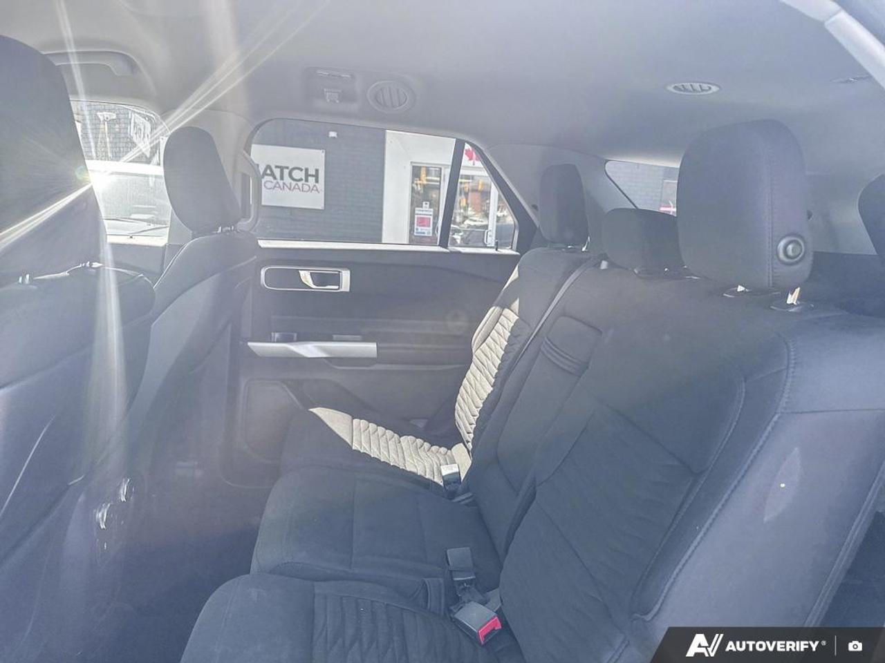 2020 Ford Explorer XLT / 7 PASS / BLINDSPOT / HTD SEATS /PWR TAILGATE Photo