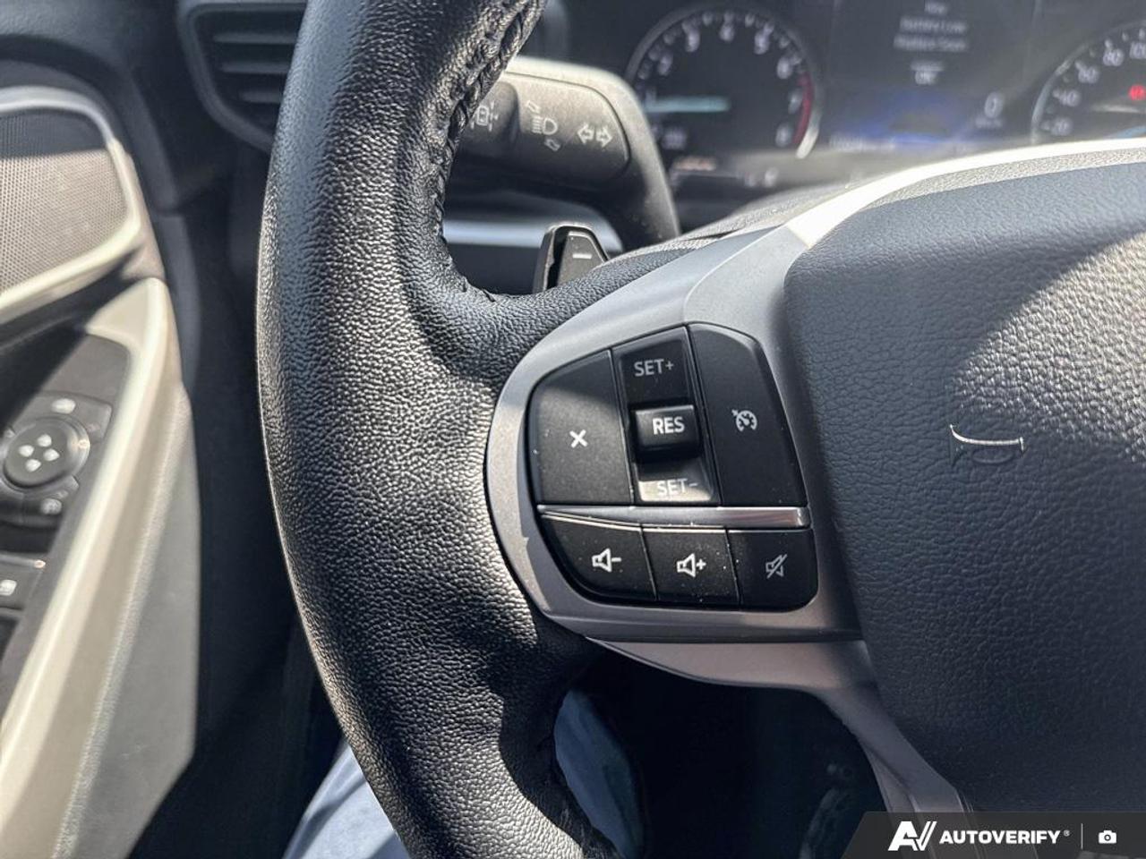 2020 Ford Explorer XLT / 7 PASS / BLINDSPOT / HTD SEATS /PWR TAILGATE Photo
