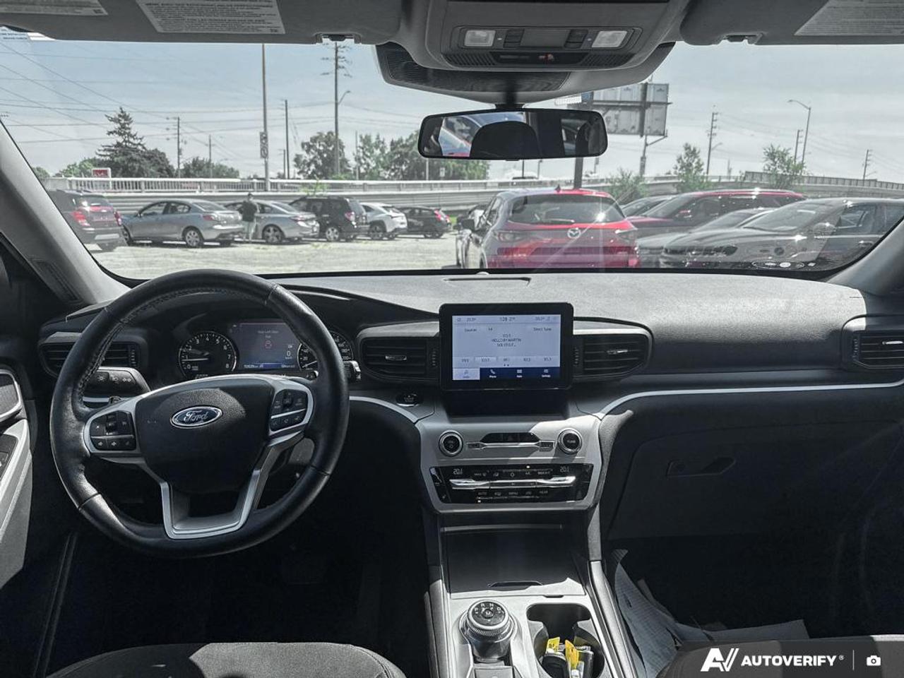 2020 Ford Explorer XLT / 7 PASS / BLINDSPOT / HTD SEATS /PWR TAILGATE Photo