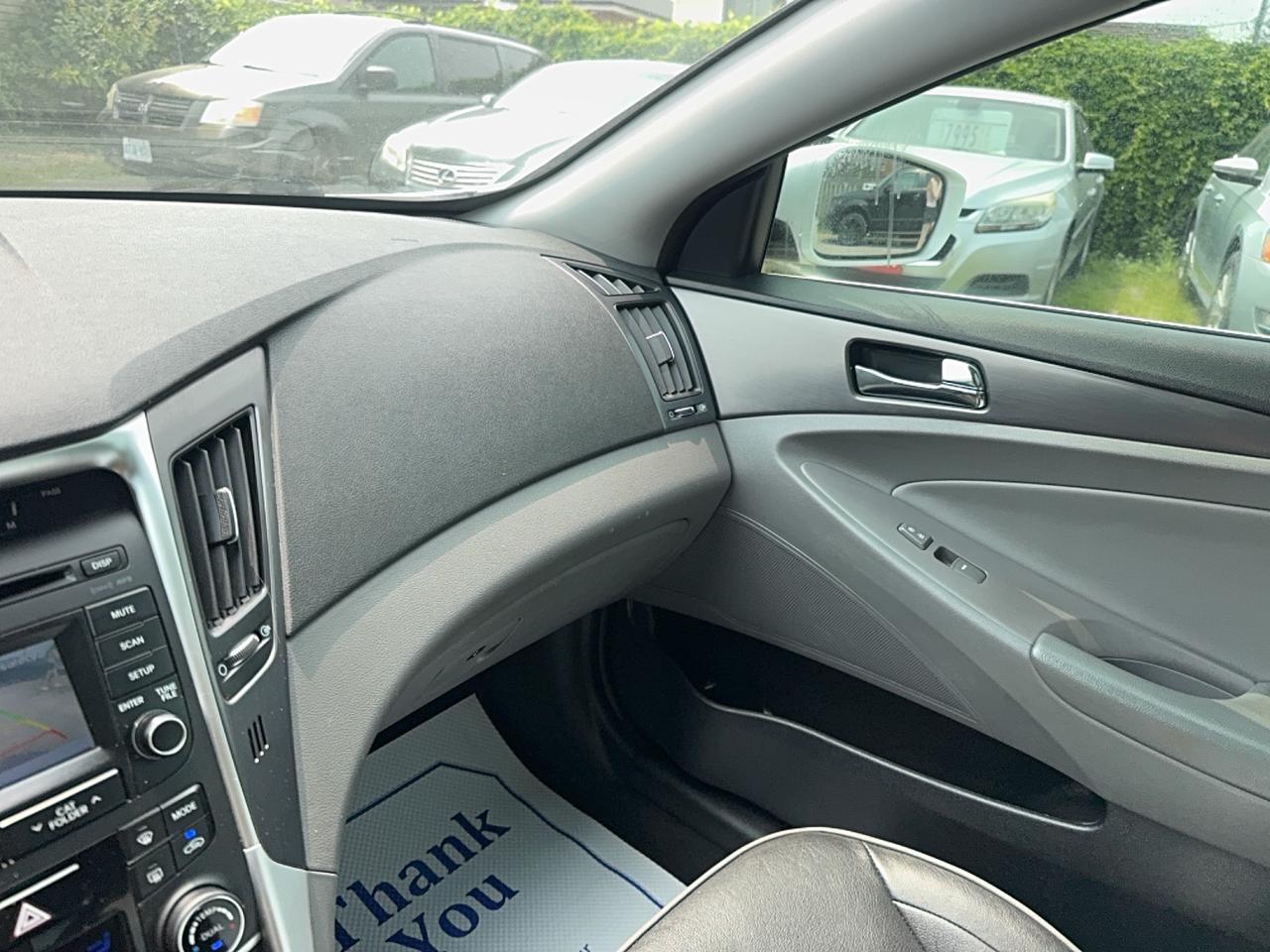 2015 Hyundai Sonata Hybrid Limited Photo