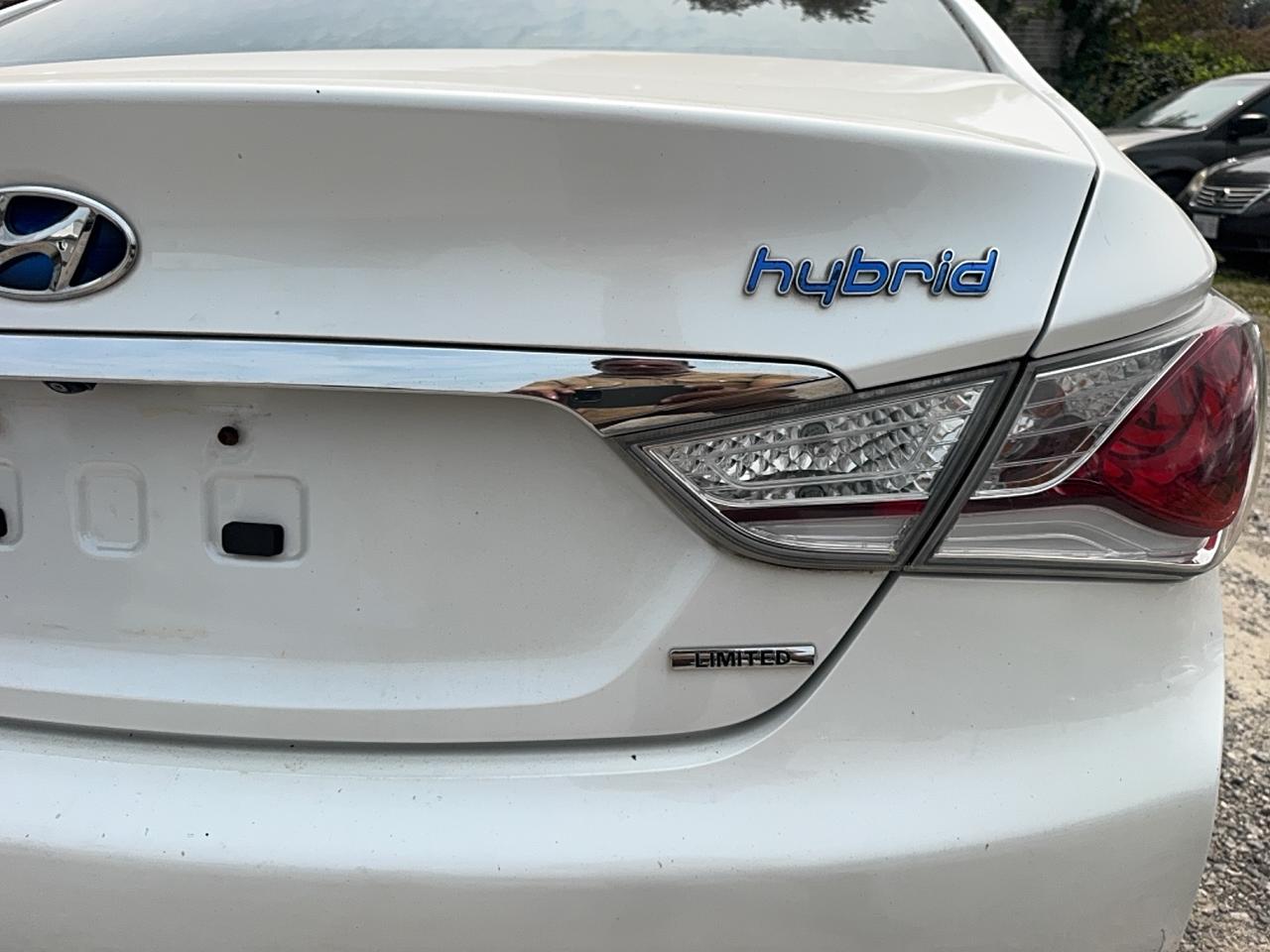 2015 Hyundai Sonata Hybrid Limited Photo