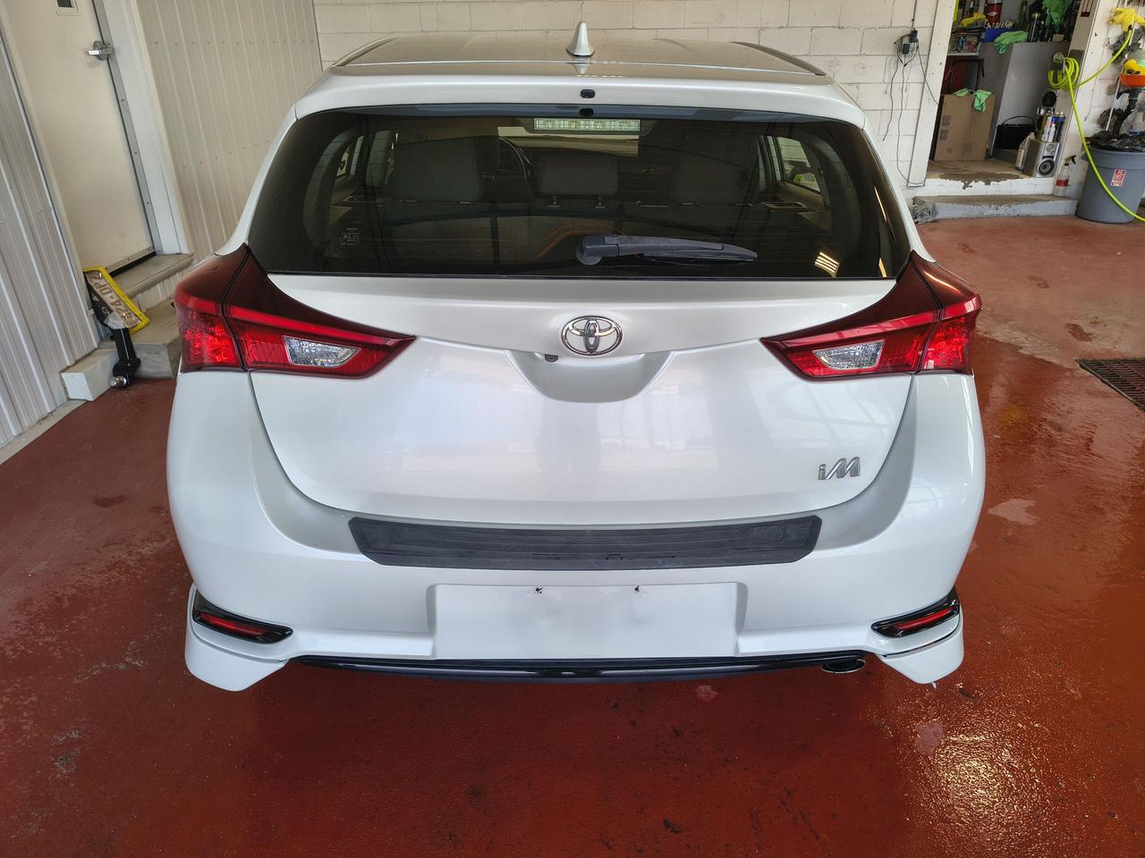2017 Toyota Corolla iM  Photo