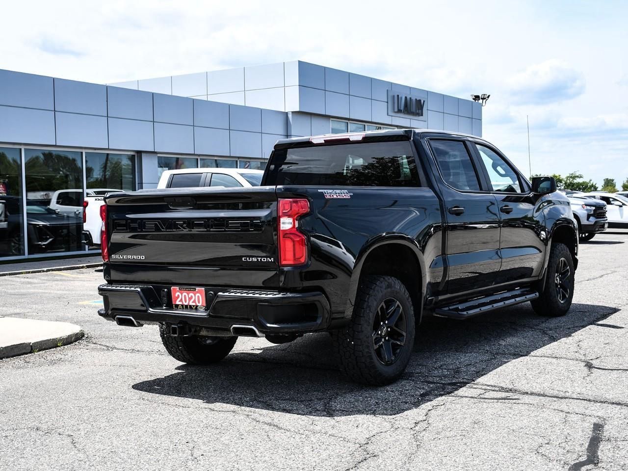 2020 Chevrolet Silverado 1500 Silverado Custom Trail Boss Photo