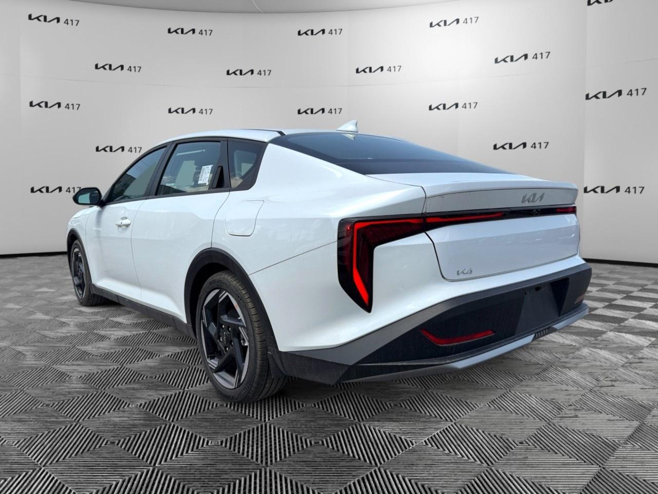 2026 Kia K4 EX FWD Photo2