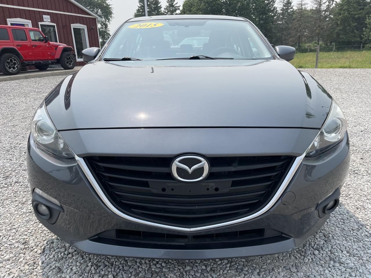2015 Mazda MAZDA3 i Touring AT 4-Door Photo