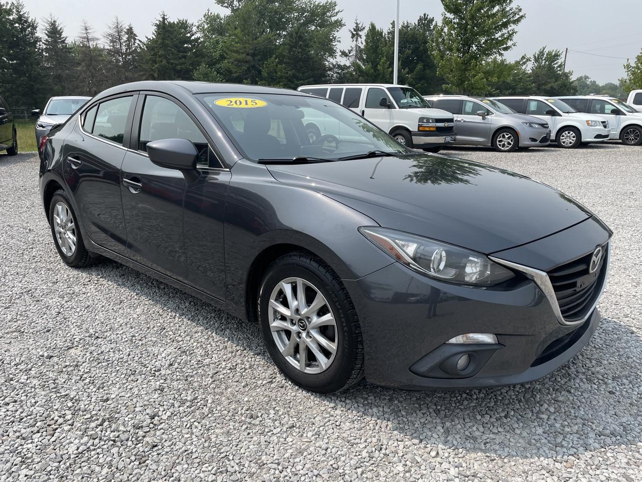 2015 Mazda MAZDA3 i Touring AT 4-Door Photo