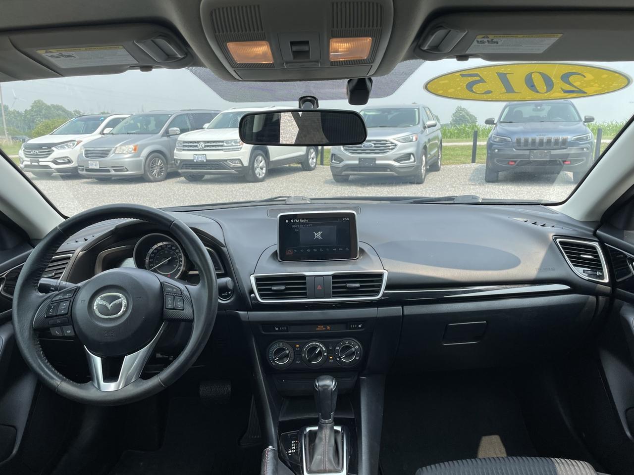 2015 Mazda MAZDA3 i Touring AT 4-Door Photo