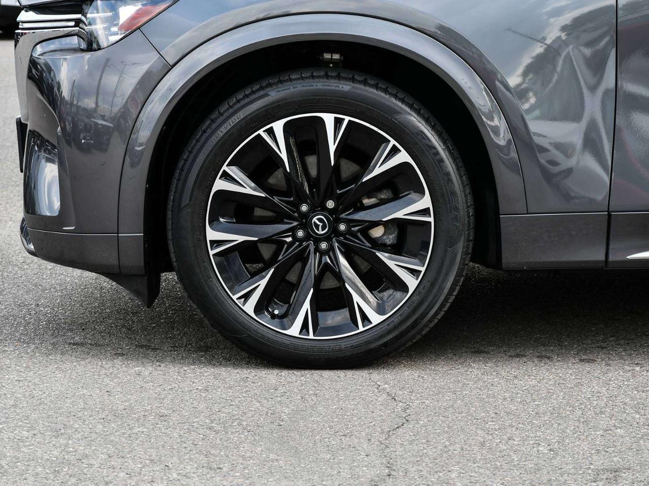 2024 Mazda CX-90 MHEV Signature AWD Photo