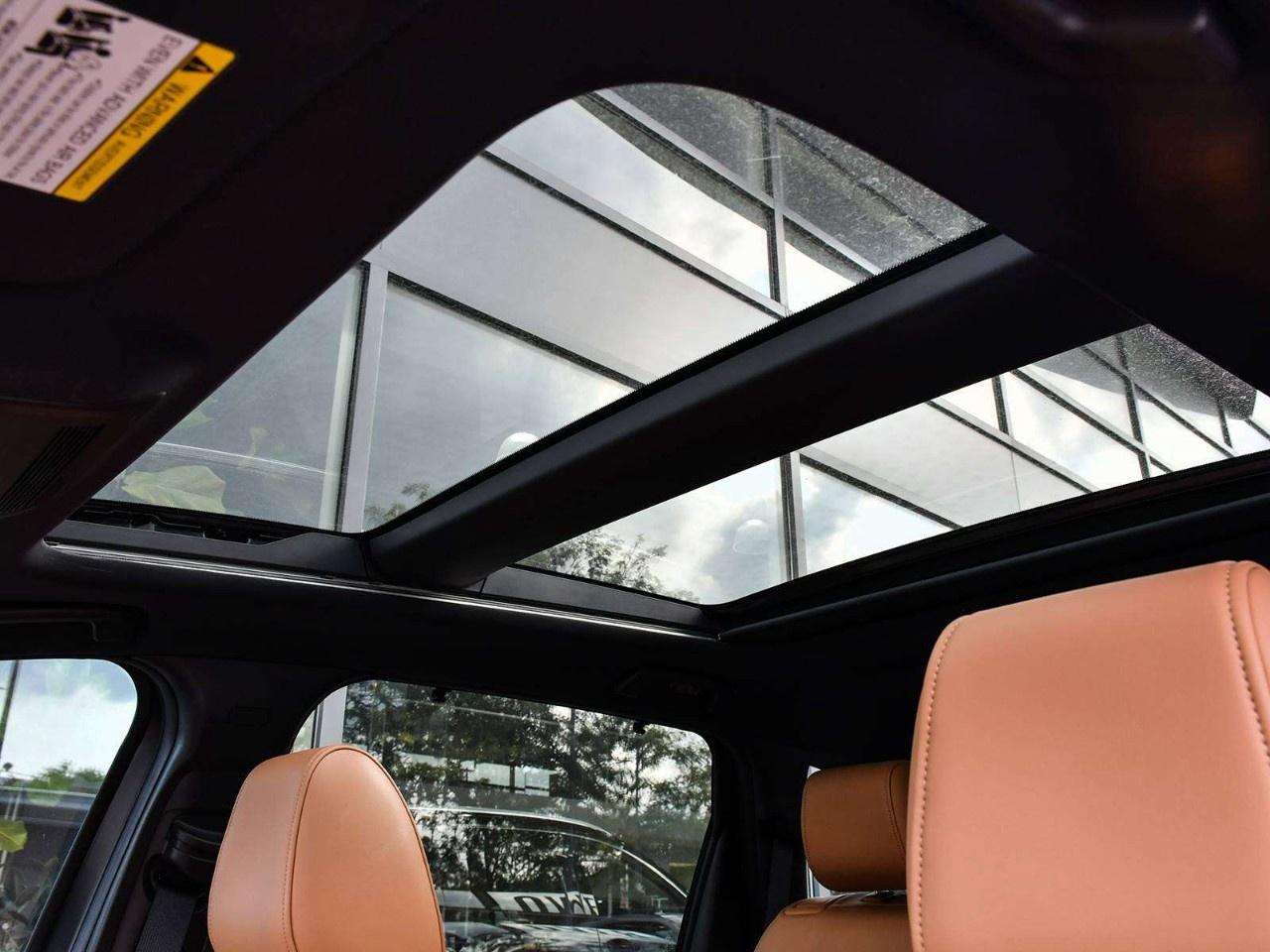 2024 Mazda CX-90 MHEV Signature AWD Photo