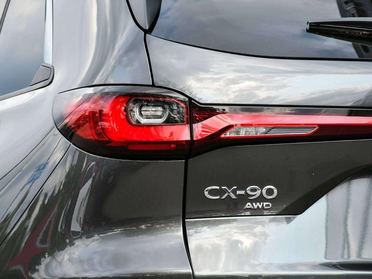 2024 Mazda CX-90 MHEV Signature AWD Photo