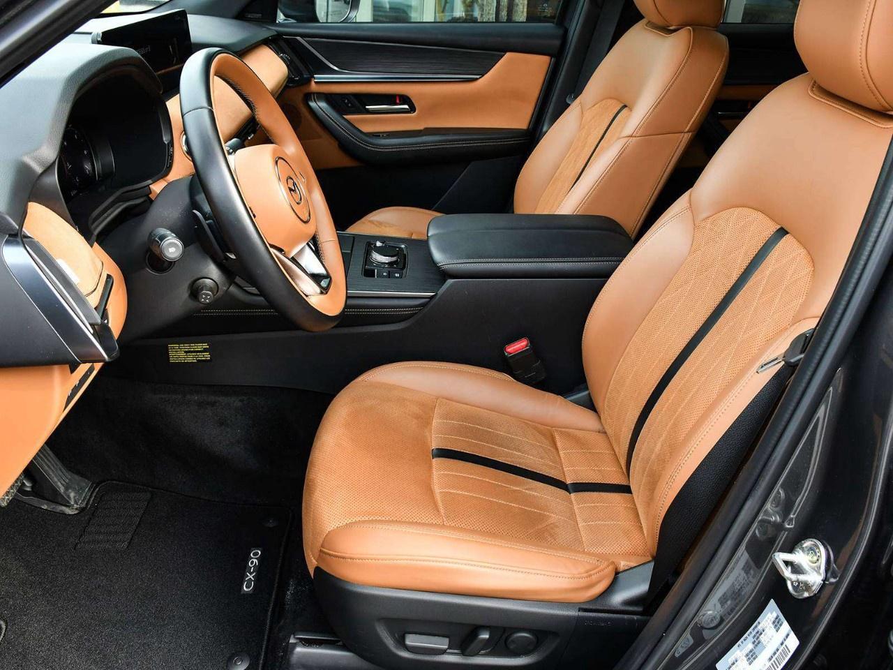 2024 Mazda CX-90 MHEV Signature AWD Photo