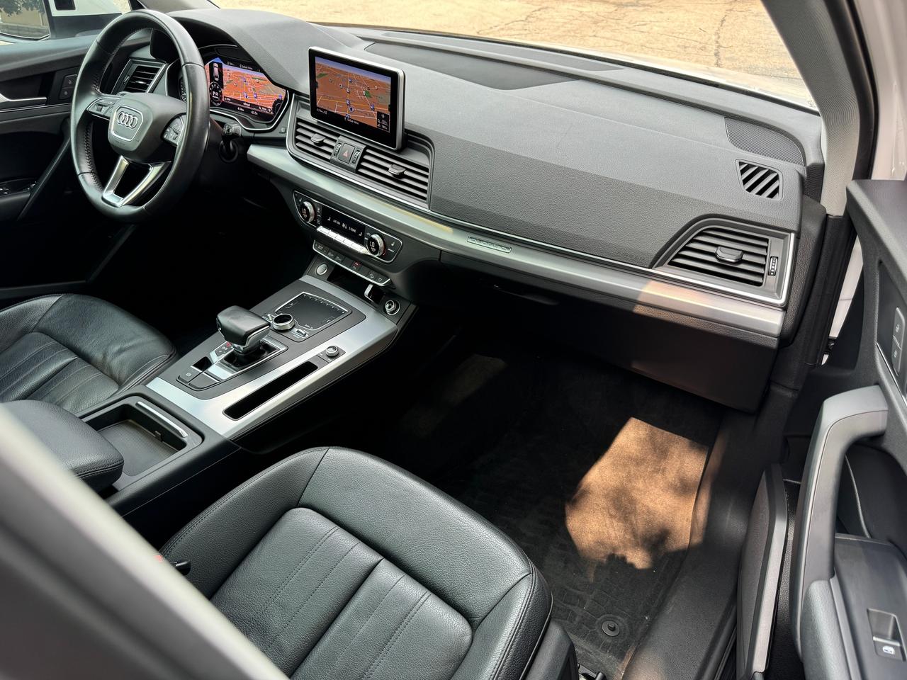 2019 Audi Q5 Progressiv Q5 Quattro+CLEAN CARFAX Photo