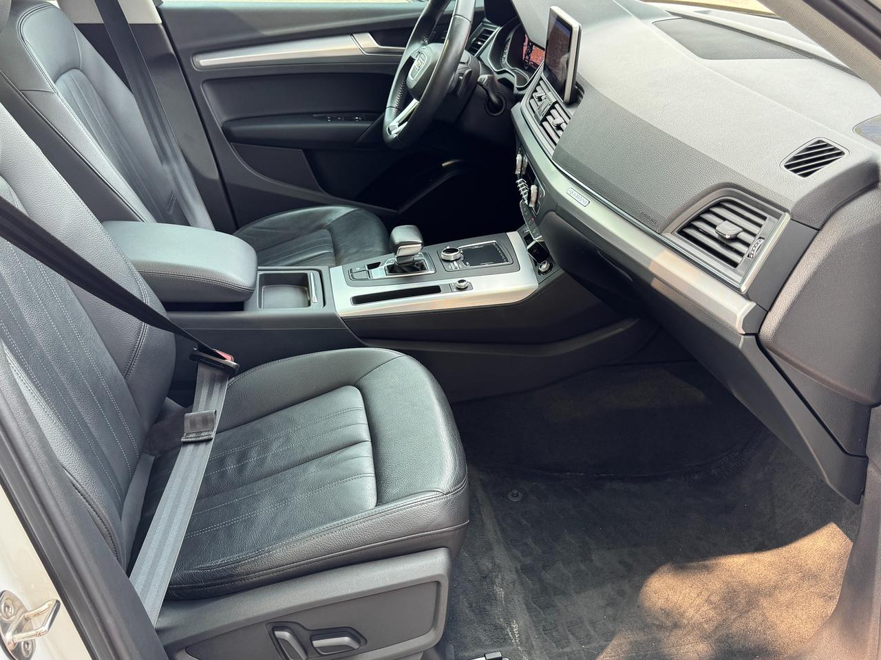 2019 Audi Q5 Progressiv Q5 Quattro+CLEAN CARFAX Photo