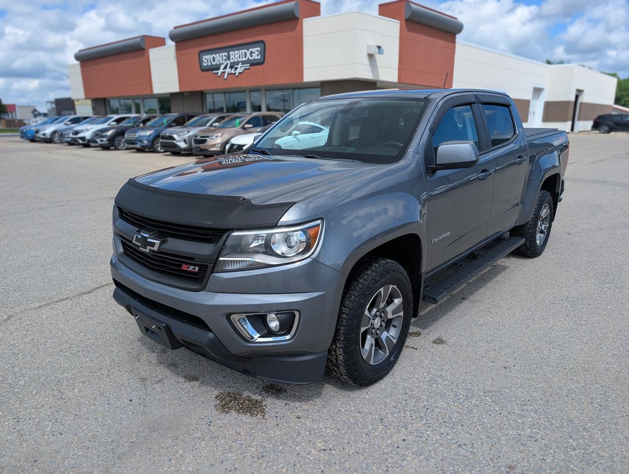 2020 Chevrolet Colorado 4WD Z71 | Running boards | Power seats - Photo #1