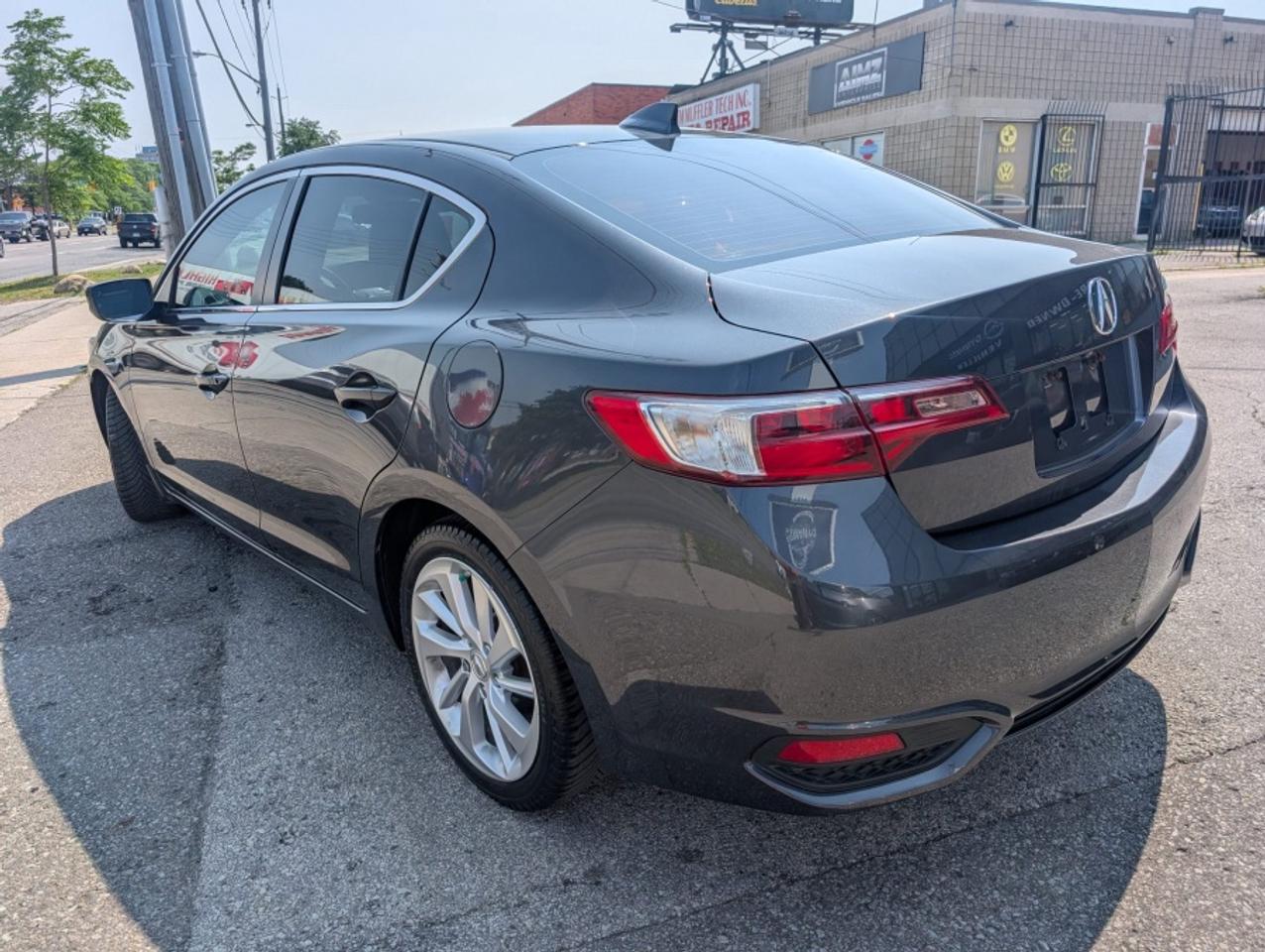 2016 Acura ILX PREMIUM PACKAGE/ LEATHER/ SUNROOF/ ACURAWATCH - Photo #7