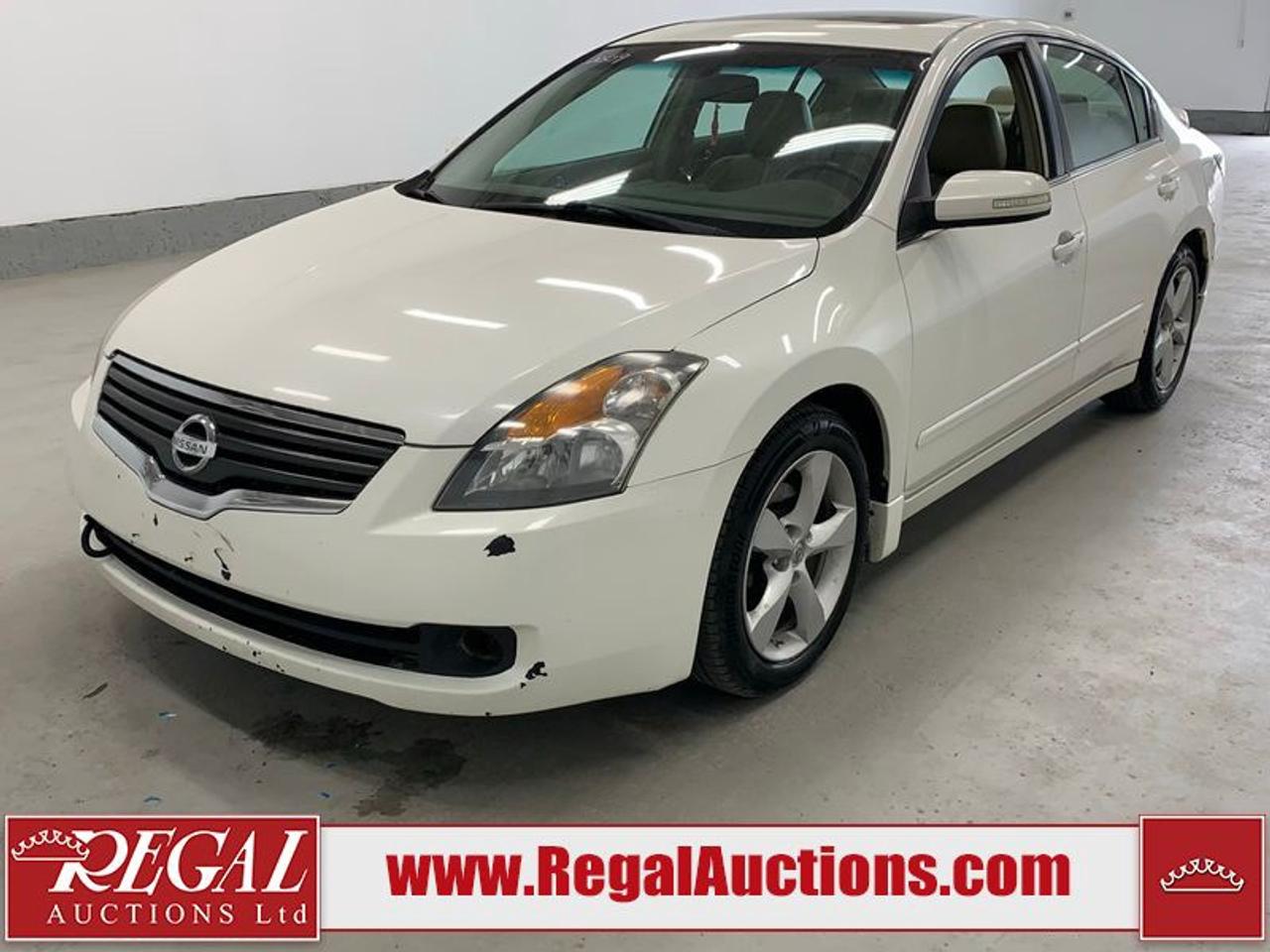 OFFERS WILL NOT BE ACCEPTED BY EMAIL OR PHONE - THIS VEHICLE WILL GO ON TIMED ONLINE AUCTION on Tuesday July 21.<br><br/>VEHICLE DESCRIPTION <br/>Stock #: 44560 <br/>Lot #: 962 <br/>Reserve Price: $3,300 <br/>CarProof Report: Available at www.RegalAuctions.com <br/><br/>IMPORTANT DECLARATION <br/>Claim History: Claim History. <br/>Odometer Declaration: Non-specific odometer declaration. <br/>Active Status: This vehicles title is listed as Active Status. <br/> Live Online Bidding: This vehicle will be available for bidding over the internet, visit www.RegalAuctions.com to register. <br/> <br/>The simple solution to selling your car or truck. Bring your clean vehicle in with your Drivers License and current Registration and well put it on the auction block at our next sale.<br/><br/>www.RegalAuctions.com