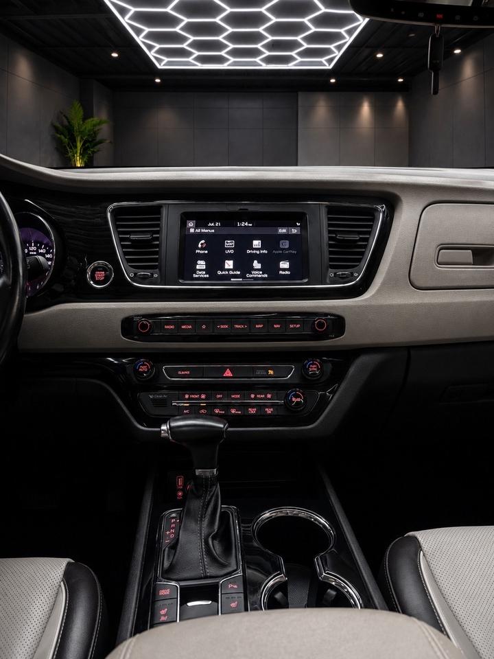 2019 Kia Sedona SXL FWD Photo