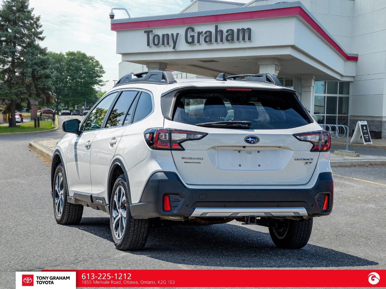 2022 Subaru Outback Limited XT Photo3